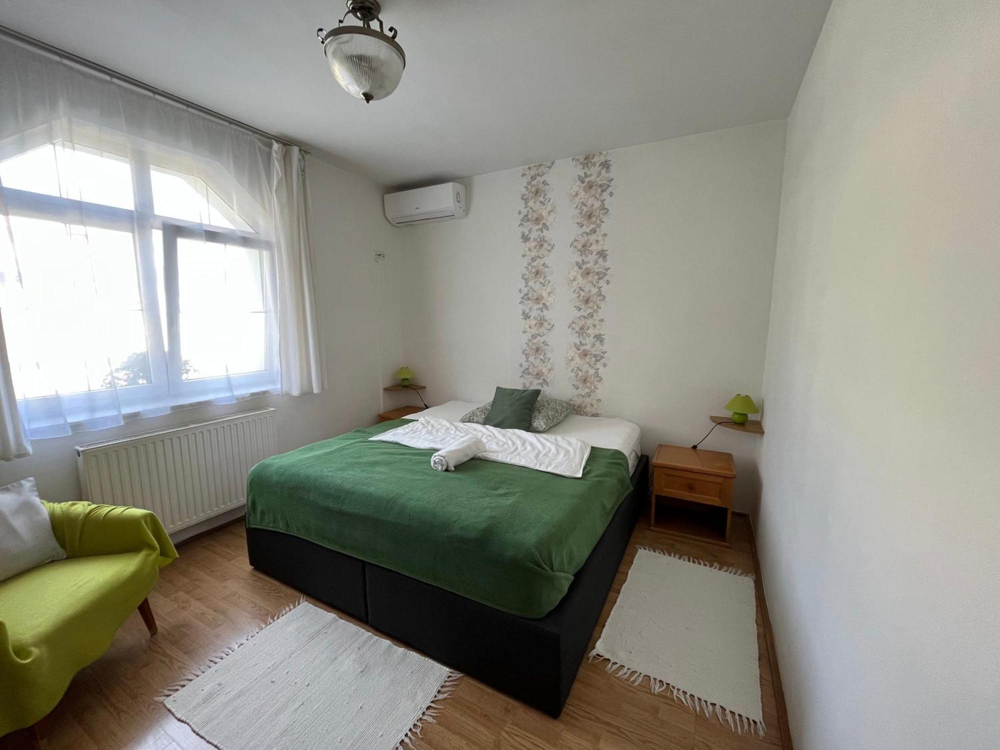 Kiskut Liget Pension Győr Extérieur photo